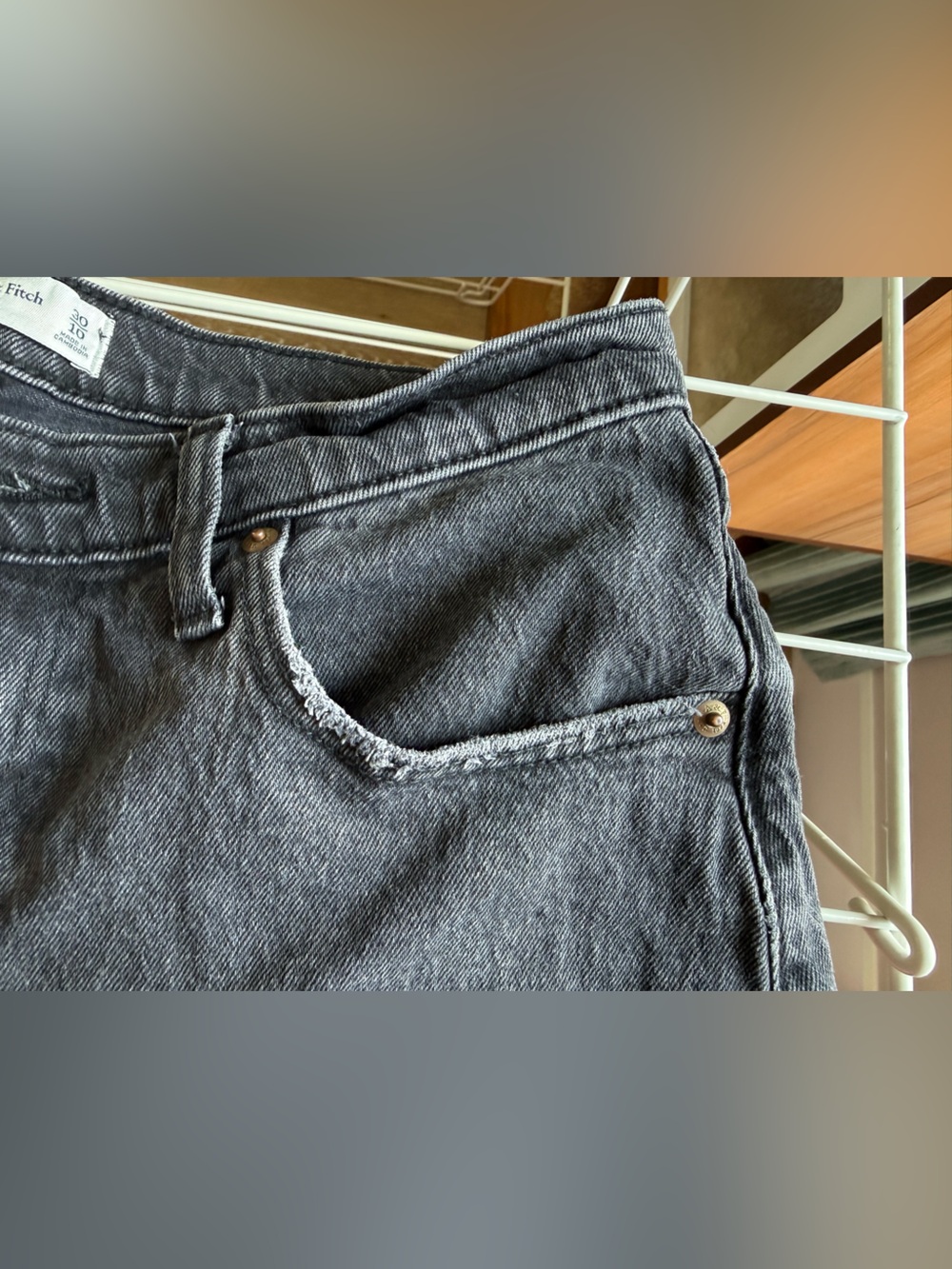 Abercrombie Curve Love High Rise Dad Shorts 30 READ - Picture 6 of 10